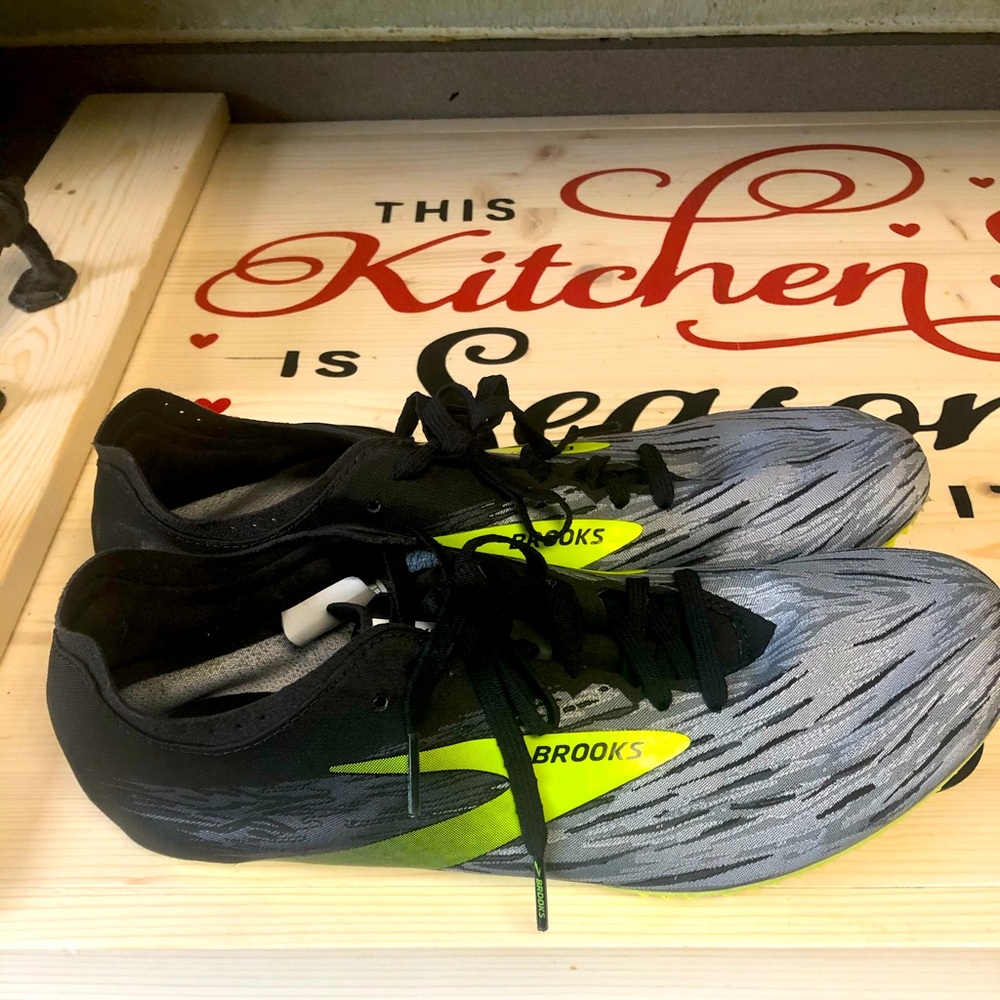 Brooks Track Spikes for Sprinters